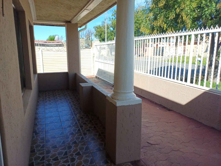 6 Bedroom Property for Sale in Kenilworth Gauteng