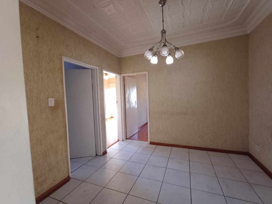 6 Bedroom Property for Sale in Kenilworth Gauteng