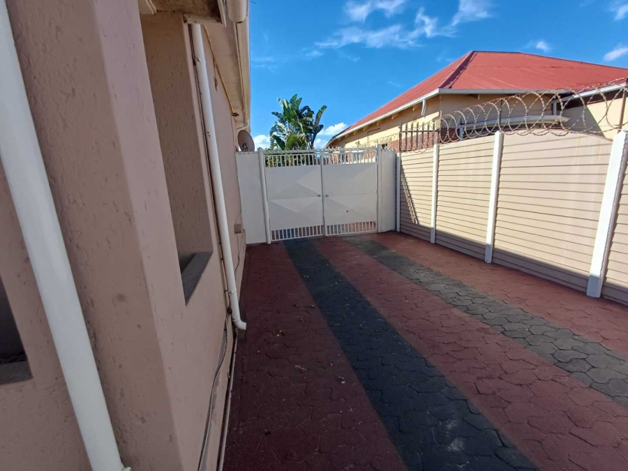 6 Bedroom Property for Sale in Kenilworth Gauteng