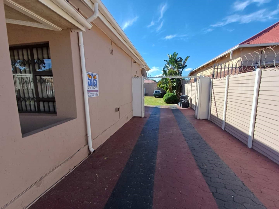 6 Bedroom Property for Sale in Kenilworth Gauteng