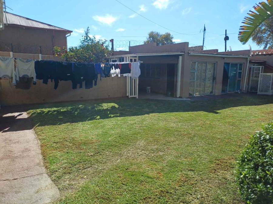 6 Bedroom Property for Sale in Kenilworth Gauteng