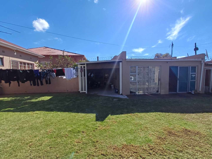 6 Bedroom Property for Sale in Kenilworth Gauteng