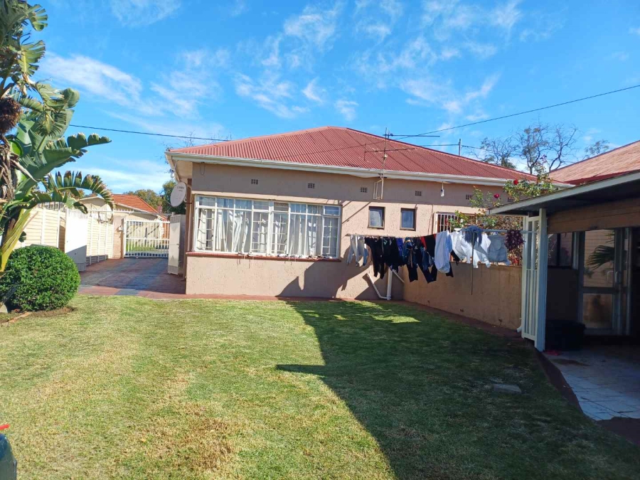 6 Bedroom Property for Sale in Kenilworth Gauteng