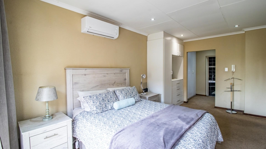 5 Bedroom Property for Sale in Meyersdal Gauteng