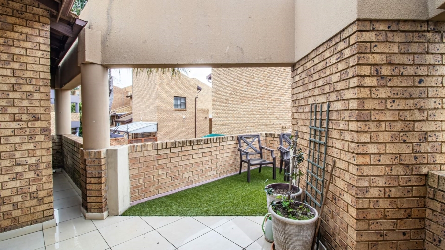 5 Bedroom Property for Sale in Meyersdal Gauteng