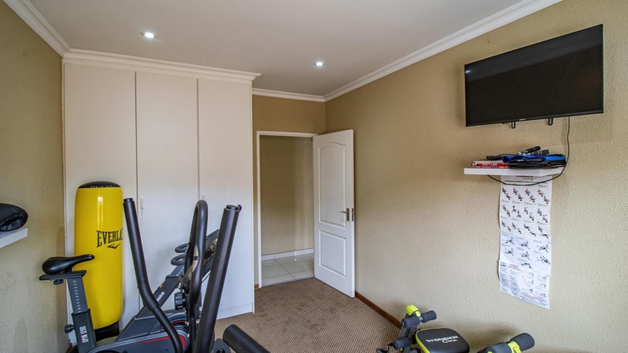 5 Bedroom Property for Sale in Meyersdal Gauteng