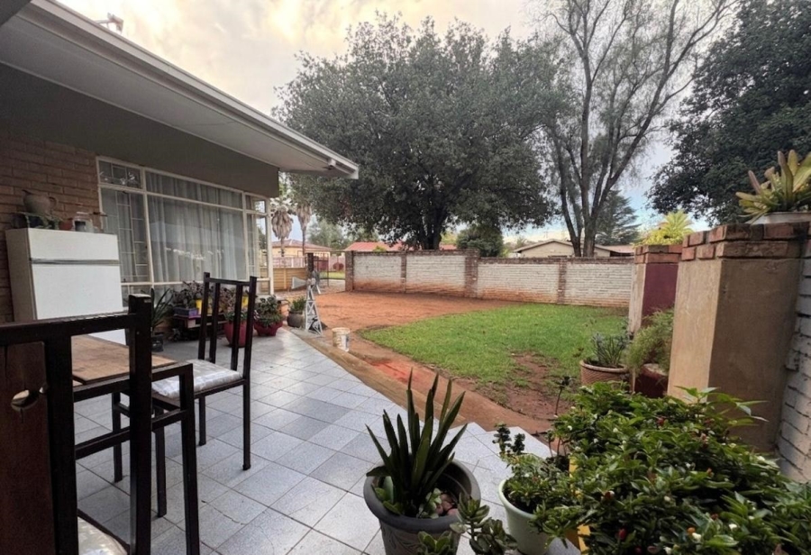 3 Bedroom Property for Sale in Rothdene Gauteng