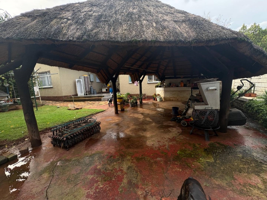 3 Bedroom Property for Sale in Rothdene Gauteng