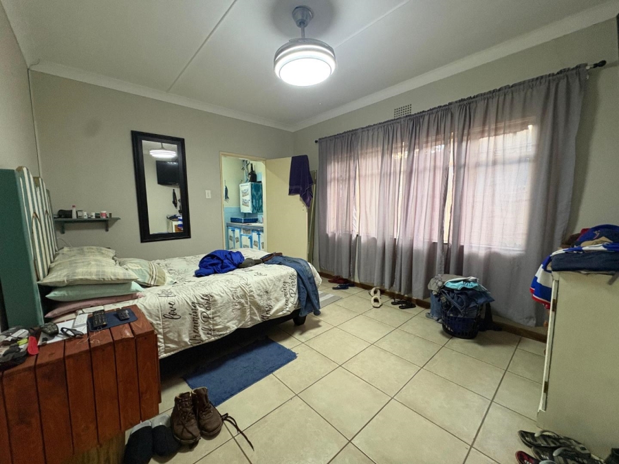 3 Bedroom Property for Sale in Rothdene Gauteng