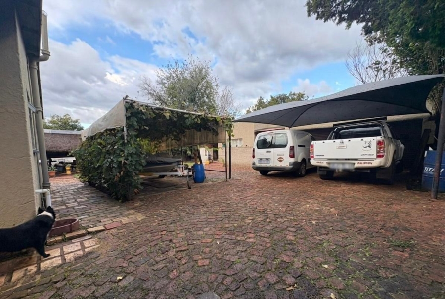 3 Bedroom Property for Sale in Rothdene Gauteng