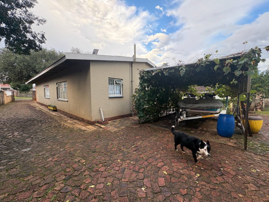 3 Bedroom Property for Sale in Rothdene Gauteng