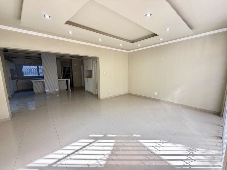 3 Bedroom Property for Sale in Beyerspark Gauteng