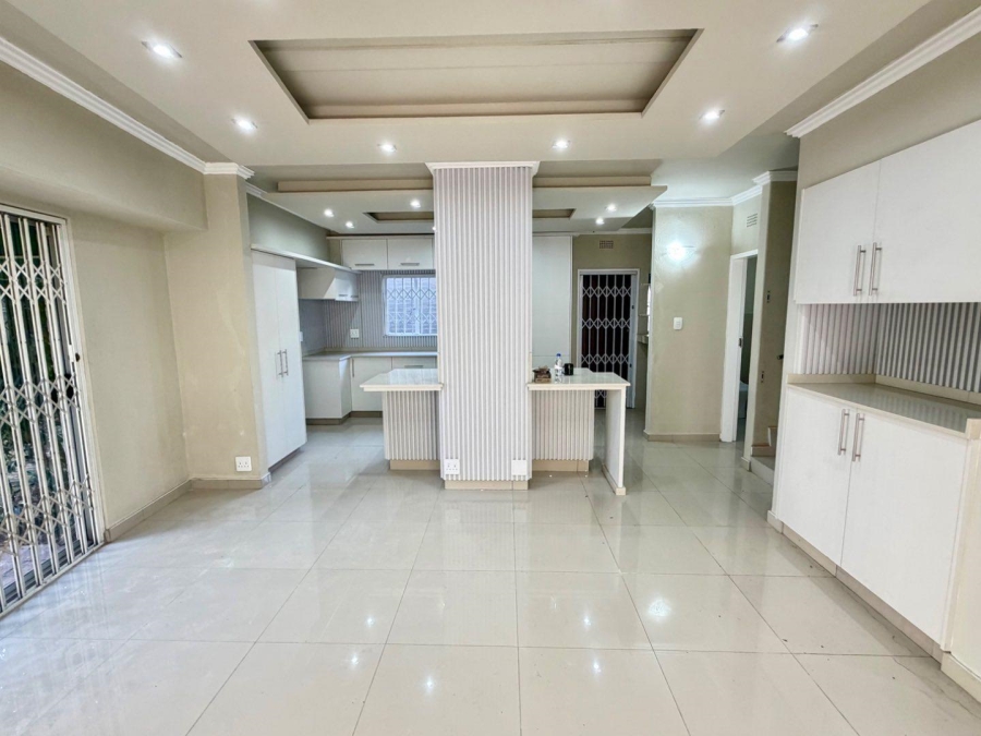 3 Bedroom Property for Sale in Beyerspark Gauteng