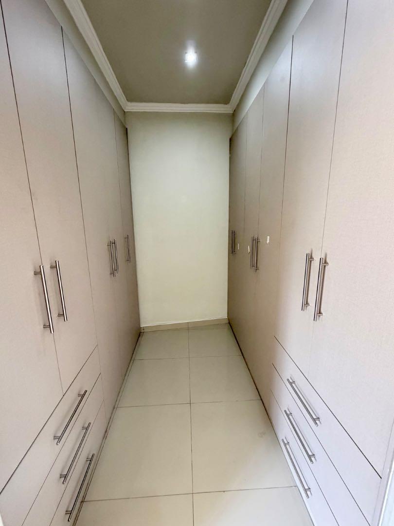 3 Bedroom Property for Sale in Beyerspark Gauteng