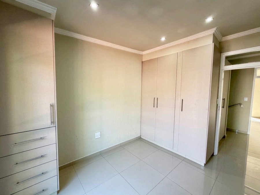 3 Bedroom Property for Sale in Beyerspark Gauteng