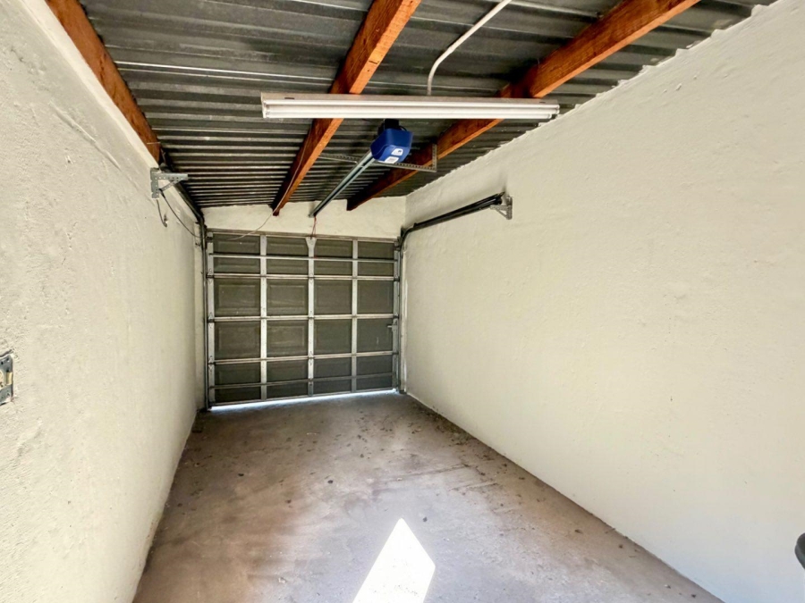 3 Bedroom Property for Sale in Beyerspark Gauteng