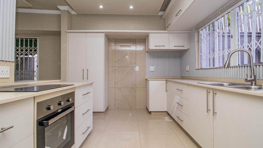 3 Bedroom Property for Sale in Beyerspark Gauteng