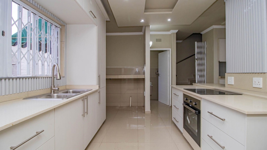 3 Bedroom Property for Sale in Beyerspark Gauteng