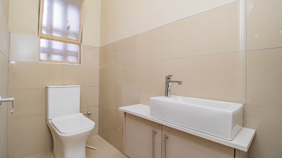 3 Bedroom Property for Sale in Beyerspark Gauteng