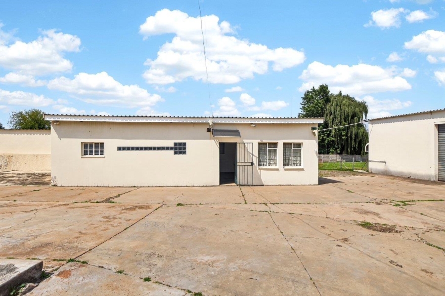 3 Bedroom Property for Sale in Benoni Small Farms Gauteng