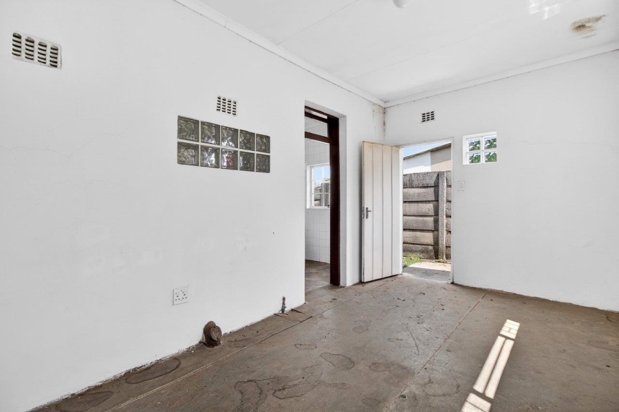 3 Bedroom Property for Sale in Benoni Small Farms Gauteng