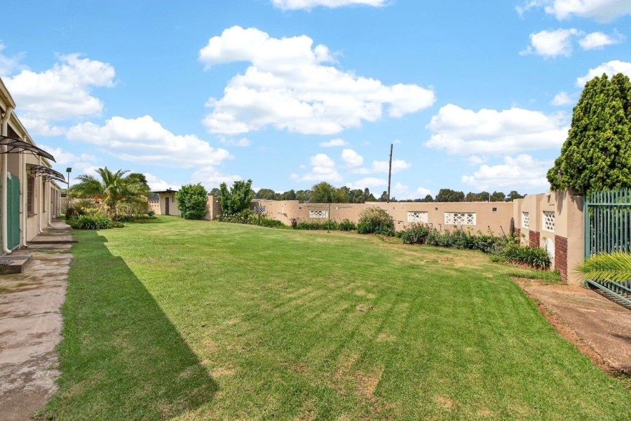 3 Bedroom Property for Sale in Benoni Small Farms Gauteng