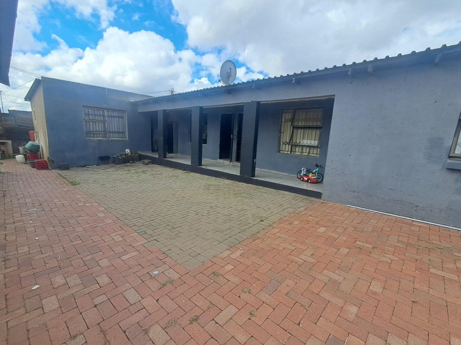 3 Bedroom Property for Sale in Ebony Park Gauteng