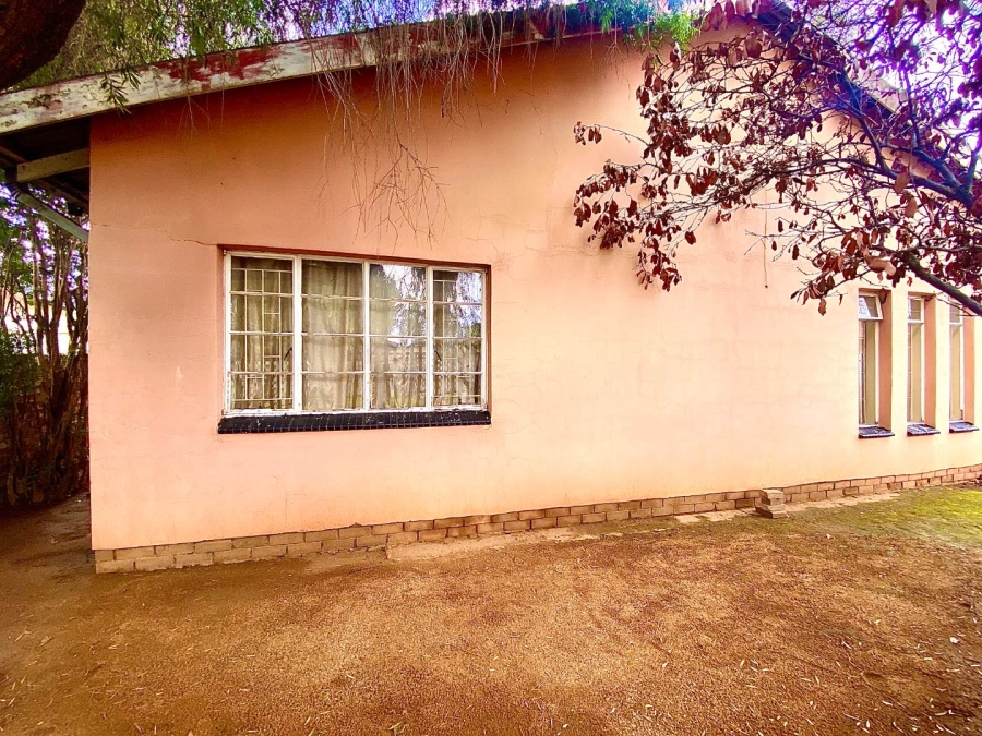 4 Bedroom Property for Sale in Jan Niemand Park Gauteng