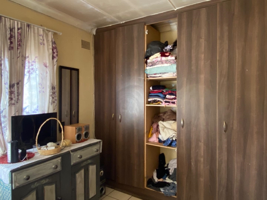4 Bedroom Property for Sale in Jan Niemand Park Gauteng