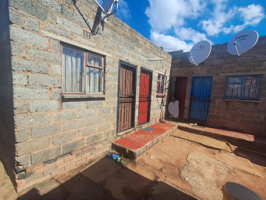 2 Bedroom Property for Sale in Tembisa Gauteng