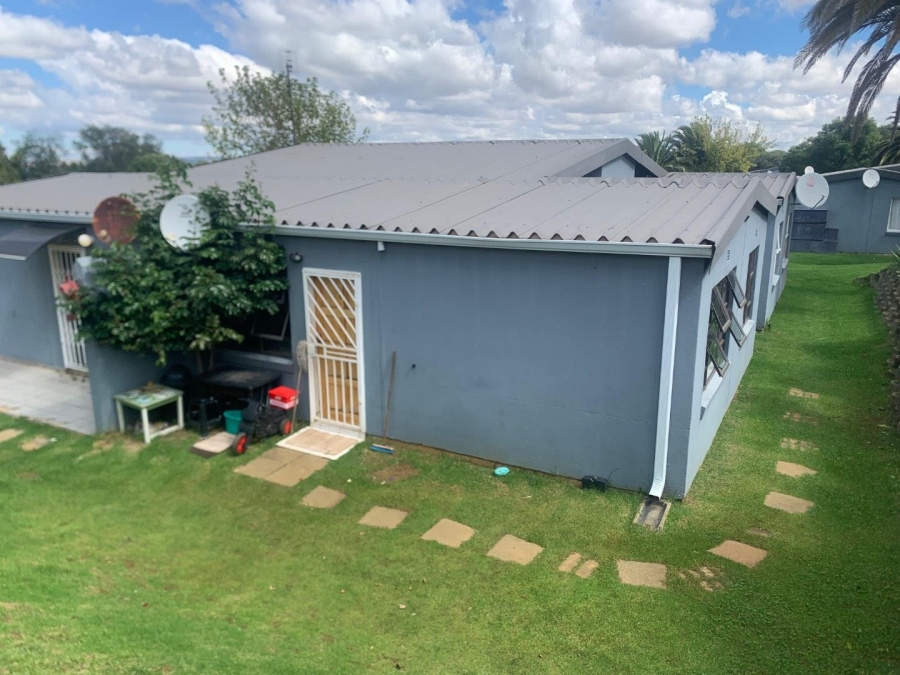 2 Bedroom Property for Sale in Naturena Gauteng