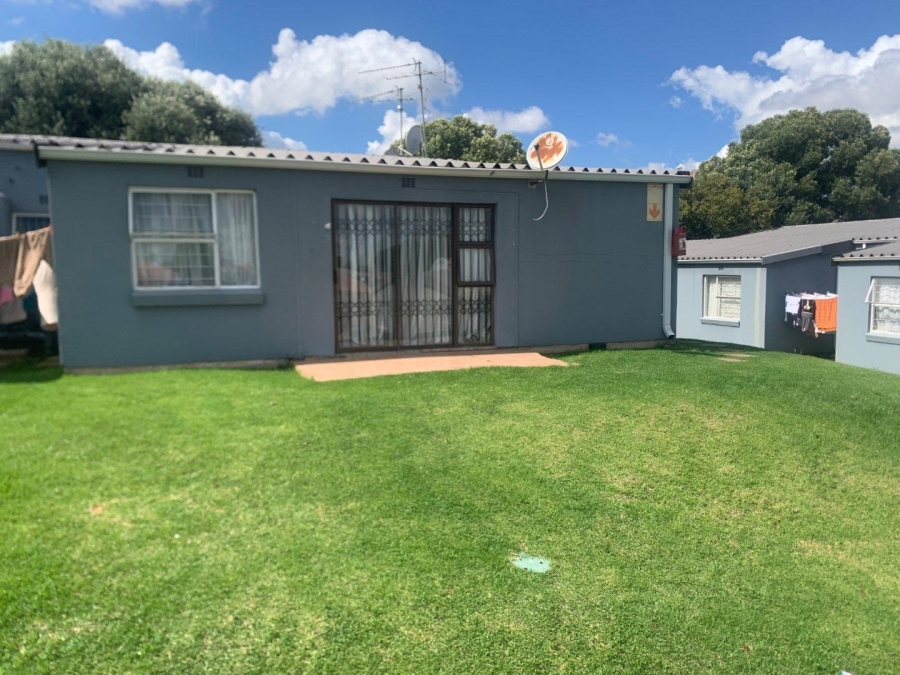 2 Bedroom Property for Sale in Naturena Gauteng
