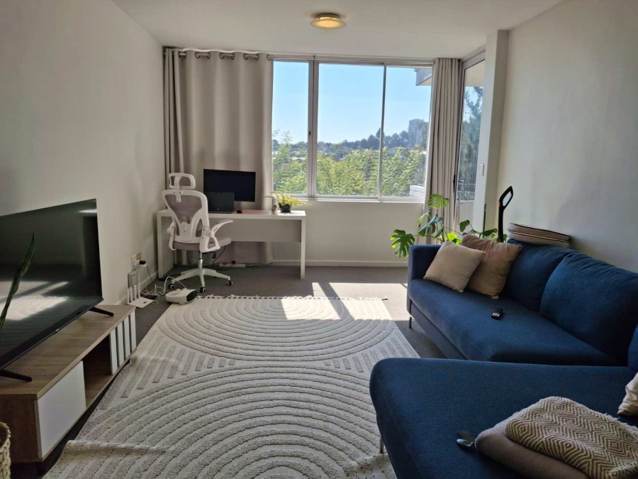 1 Bedroom Property for Sale in Benmore Gauteng
