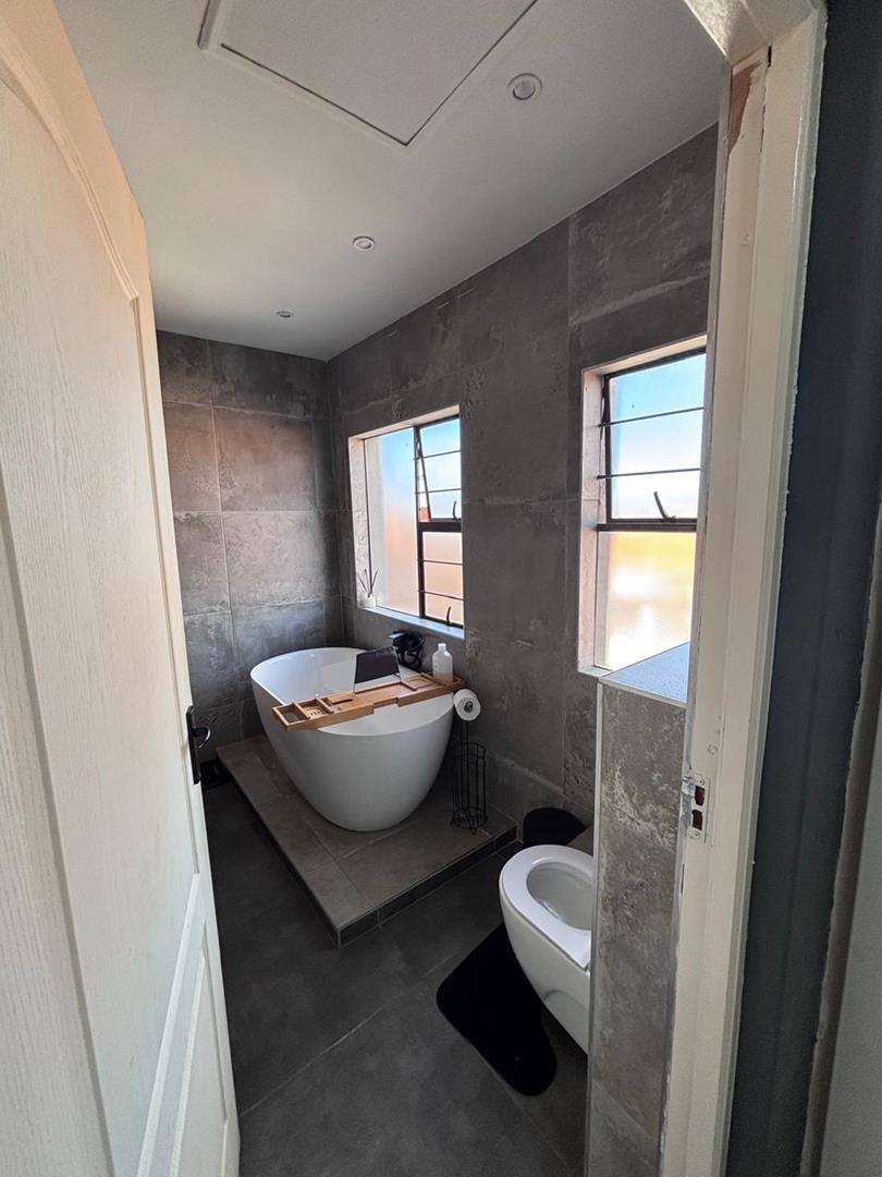 3 Bedroom Property for Sale in Meyersdal Gauteng