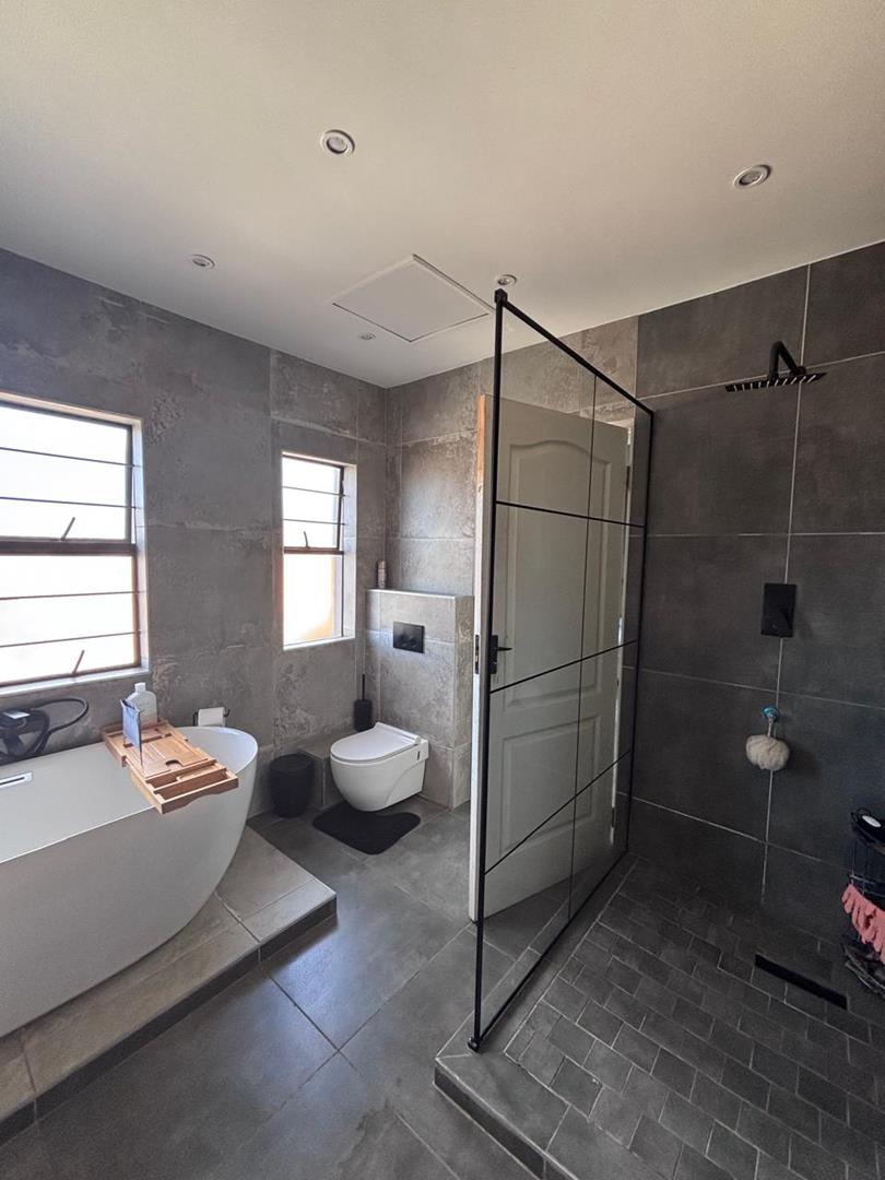 3 Bedroom Property for Sale in Meyersdal Gauteng
