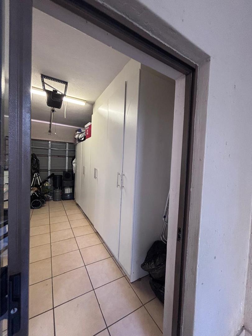 3 Bedroom Property for Sale in Meyersdal Gauteng