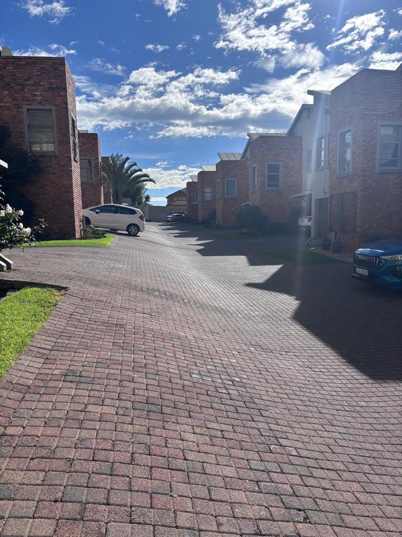 3 Bedroom Property for Sale in Meyersdal Gauteng