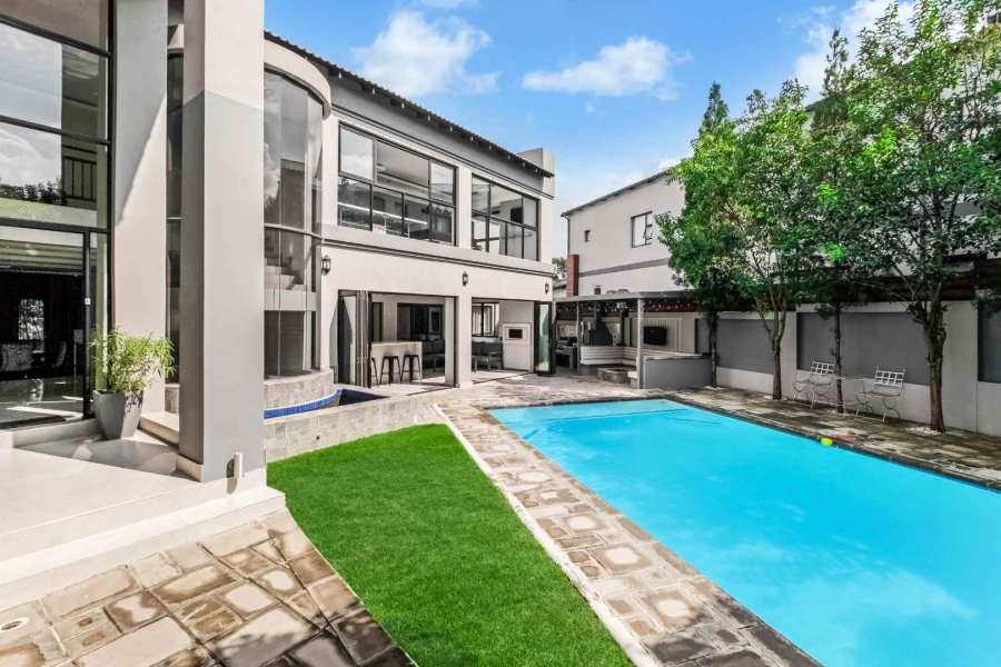 5 Bedroom Property for Sale in Fourways Gauteng