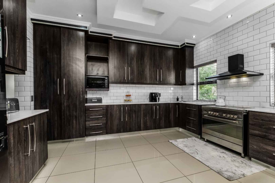 5 Bedroom Property for Sale in Fourways Gauteng