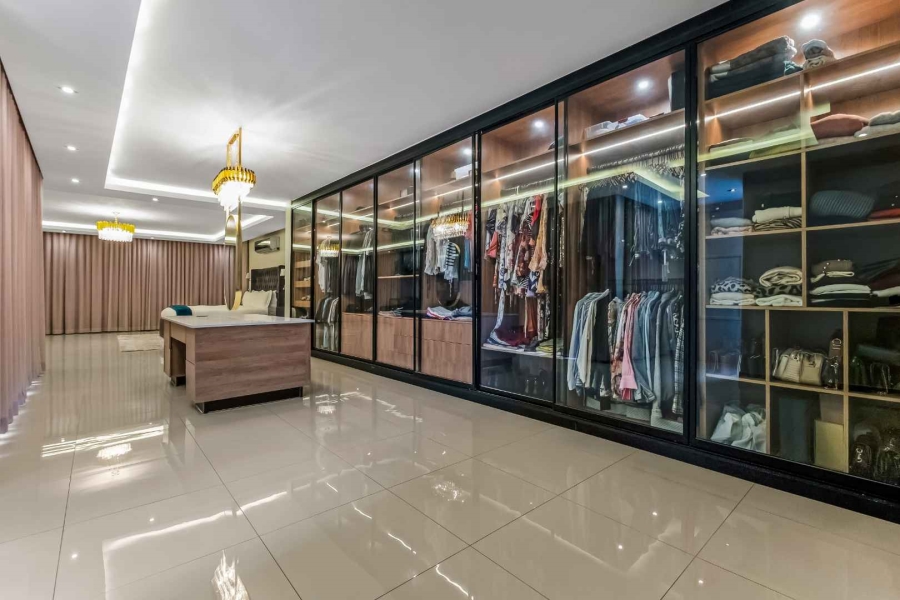 5 Bedroom Property for Sale in Fourways Gauteng