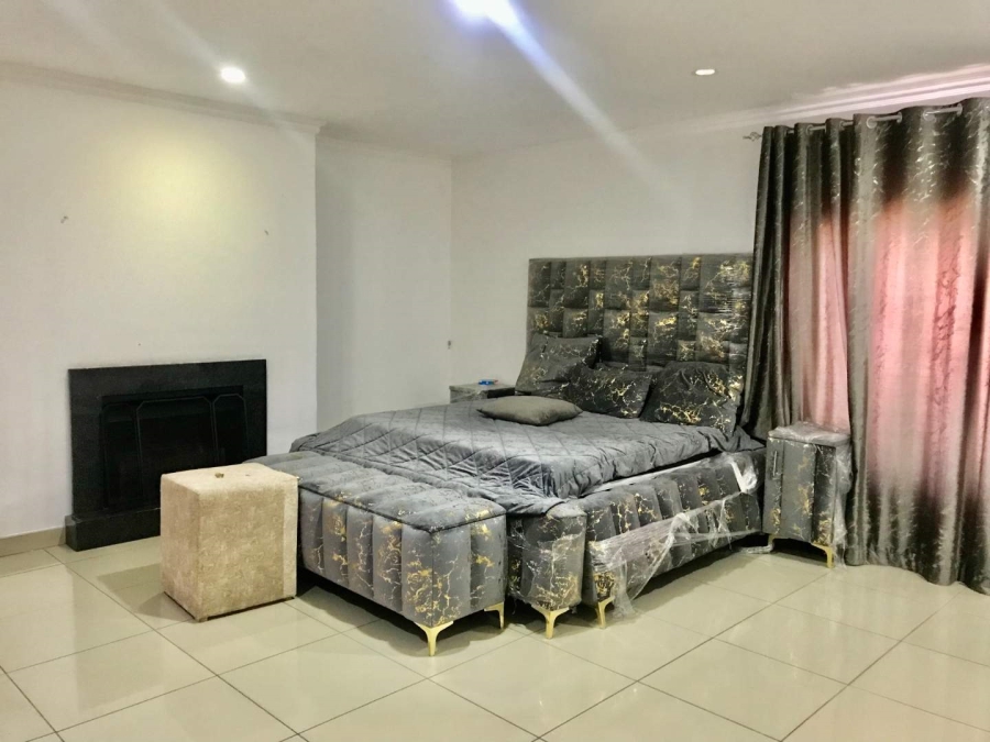 5 Bedroom Property for Sale in Ferndale Gauteng