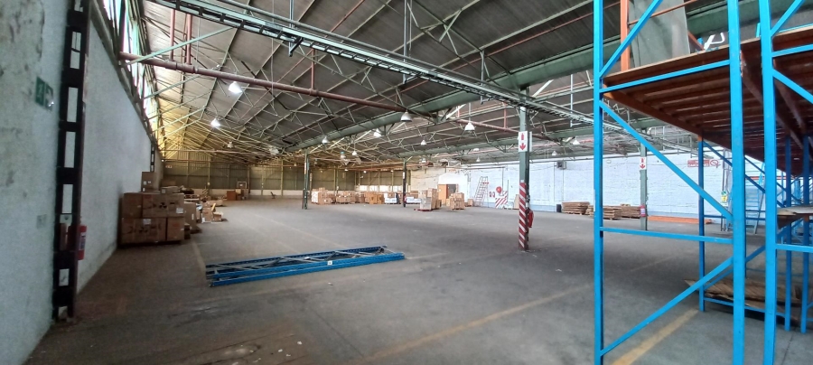 To Let Commercial Property for Rent in Tulisa Park Gauteng