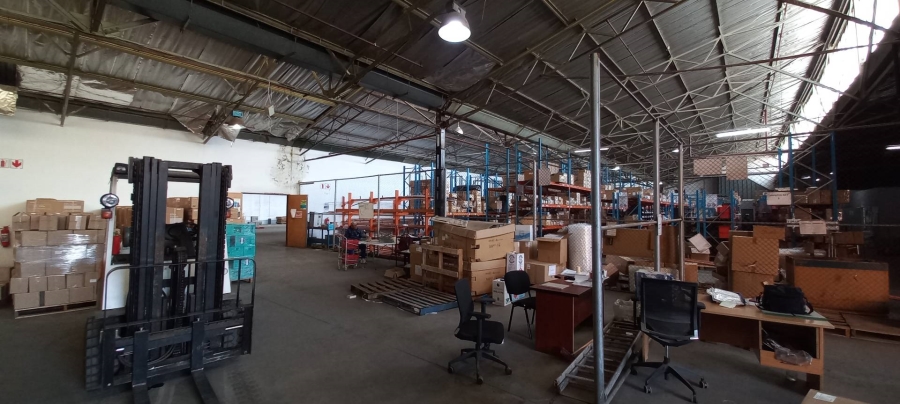 To Let Commercial Property for Rent in Tulisa Park Gauteng