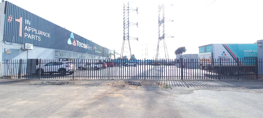 To Let Commercial Property for Rent in Tulisa Park Gauteng