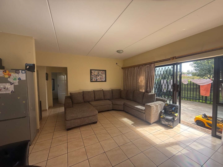 2 Bedroom Property for Sale in Ravenswood Gauteng
