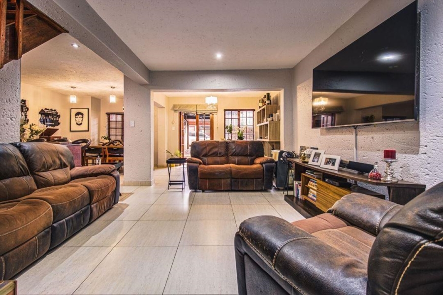 3 Bedroom Property for Sale in Blue Gill Estate Gauteng