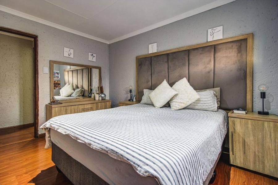 3 Bedroom Property for Sale in Blue Gill Estate Gauteng