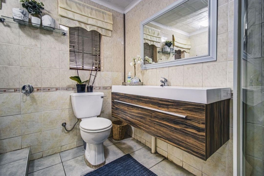 3 Bedroom Property for Sale in Blue Gill Estate Gauteng