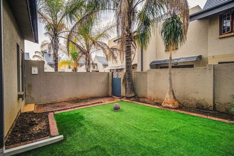 3 Bedroom Property for Sale in Blue Gill Estate Gauteng