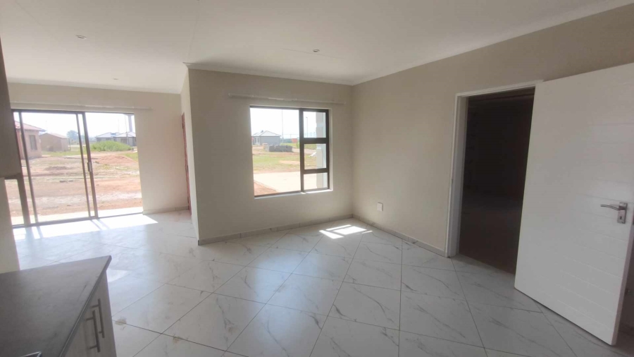 4 Bedroom Property for Sale in Buhle Park Gauteng